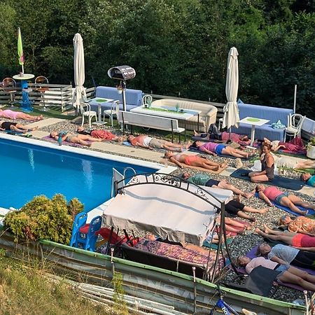 Tree House Apartman Visoko Kültér fotó