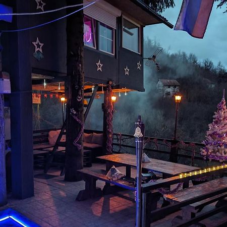 Tree House Apartman Visoko Kültér fotó